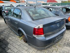 Lacno rozpredám Opel Vectra 2002-2008 na náhradné diely - 8