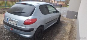 Peugeot 206 - 8