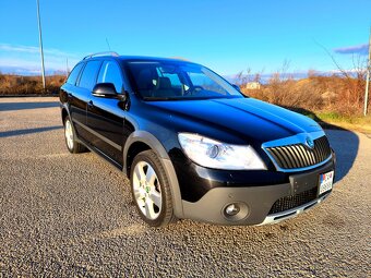 Škoda Octavia Combi 2.0 TDI Scout 4x4 - 8