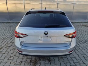 Škoda Superb 2,0 TDI - 8