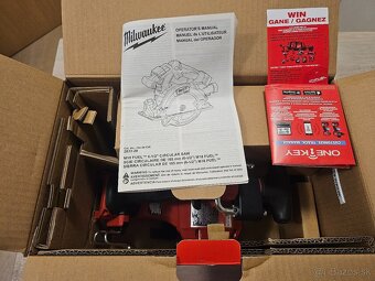 Milwaukee M18FCS552 okružná píla - 8