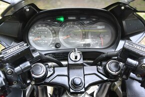 Yamaha FJ1200 - 8