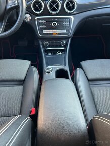 Mercedes CLA180D - 8