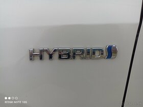 TOYOTA   AURIS  1,8 VVTi     HYBRID  CVT - 8