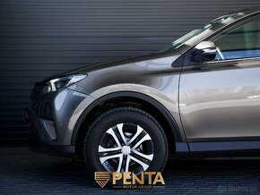 ⭐ TOYOTA RAV4 ⭐ 4x4 benzín - 8