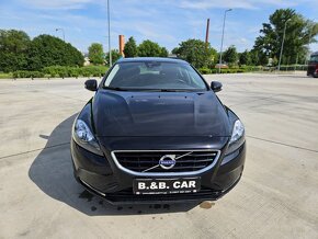 Volvo V40 D2 Momentum - 8