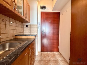 NA PREDAJ GARSÓNKA S BALKÓNOM V CENTRE MESTA, 24M2, ŠTEFÁNIK - 8