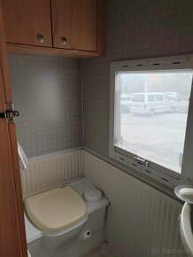 Autokaravan Fiat Ducato 2006 s nadstavbou Burstner - 8