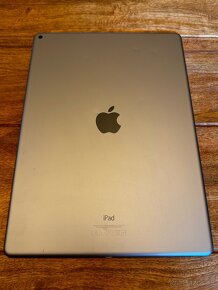 Apple iPad Pro (12,9-palcovy) 32GB - 8