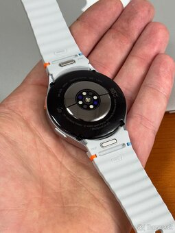 Samsung Galaxy Watch 7 44mm silver - nové - 8