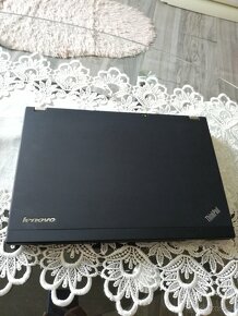 Lenovo Thinkpad - 8