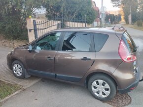 Renault Scenic - 8