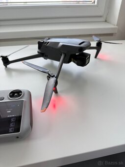 DJI MAVIC 3 + DJI RC - 8