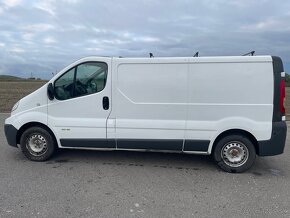 Renault trafic 2.0dci - 8