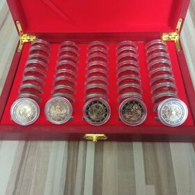 Kufrík na 50 mincí, zbierka mincí,UNC, 2€ euro - 8