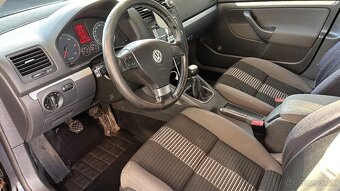 Golf 5 1,9 TDI 77kw - 8