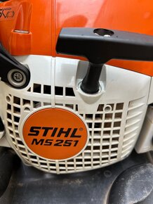 Stihl ms 251 - 8