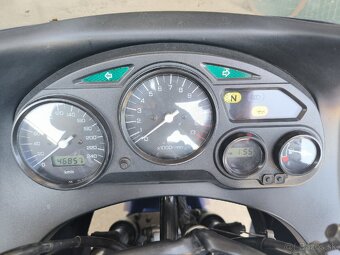 Suzuki GSX 600F - 8