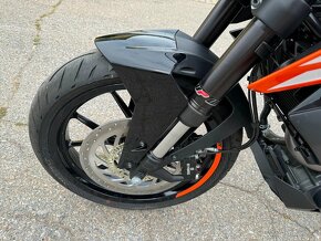 2017 KTM DUKE 250 ABS prodej na ND, naj. 7 km - 8