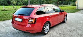 Škoda Octavia Combi 2.0 TDI Style Navi - 8