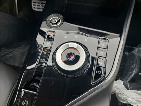 Kia Niro EV Platinum 150kw 74KWH - 8