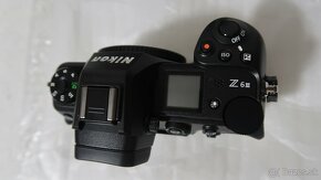 Nikon Z6 III - 8