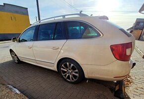 ŠKODA SUPERB II 2.0 TDI - 8