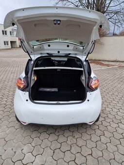 Renault Zoe - 8