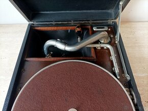 His Master’s Voice - starožitný gramofon na kliku, top stav - 8