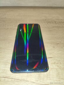 Samsung Galaxy A50 - super stav s príslušenstvom - 8