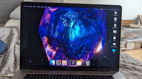 Apple MacBook Pro 15" Touch 2017 "Core i7" - 8