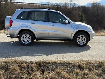 Toyota Rav4 2.0 D4D 4x4 - 8