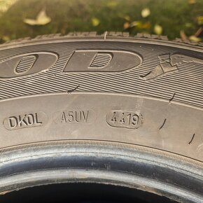 215/65 r16c Good year - 8