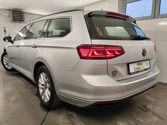 Volkswagen Passat Variant 2.0 TDI EVO Business DSG - 8