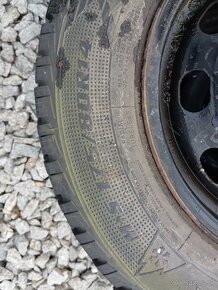 Predám rezervu koleso 175/80 R14 5x100 zimná pneu - 8