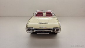 1:18 FORD THUNDERBIRD 63 - 8