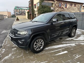 Jeep Grand Cherokee - 8