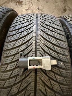 Zimne Pneu Michelin 245/45 R19 102V Dot:2022 - 8