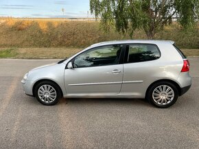 Volkswagen Golf 5 Comfort = 1.6 FSI, 85kW, Benzin = - 8