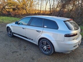 Alfa Romeo 159 Sportwagon 2007 TOP Stav - 8