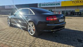 Audi A8L 4.2 V8 TDI - 8