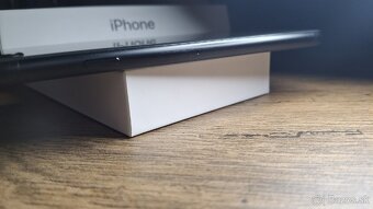 IPhone SE 2020 Black 64GB – AKO NOVÝ - 8