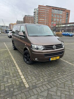 VW Caravelle - 8