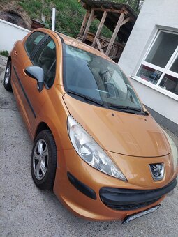 Peugeot 207, 1.4 benzin , 70 kw, 2009 - 8