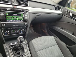 Škoda superb combi 2.0 TDI manuál - 8