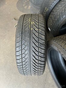 Predám Goodyear ULTRA GRIP 8 245/45 R18 100V - 8