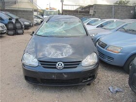 VW Golf 5 - 8