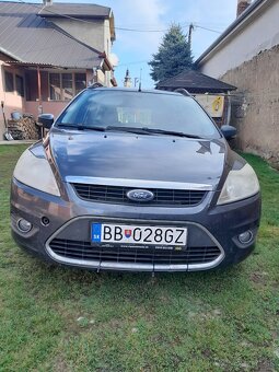 Ford focus - 8