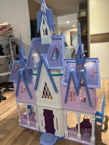 Disney Frozen 2 velky hrad - 8