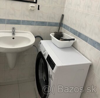 Prenájom 1izbový byt 40m2 s balkónom - 8